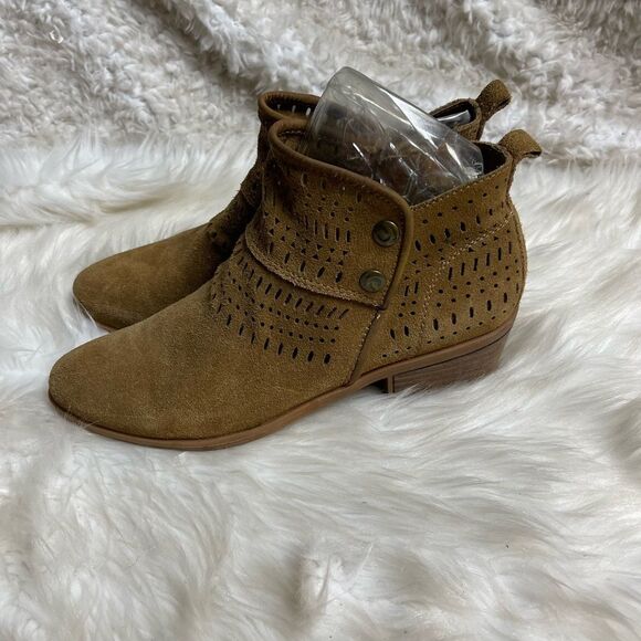 BARETRAPS Greta Suede Leather tan Western Cut-Out Cowboy Ankle Boots SZ9M - Picture 1 of 11